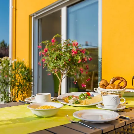 Fairsleep Einstein 3* Erding